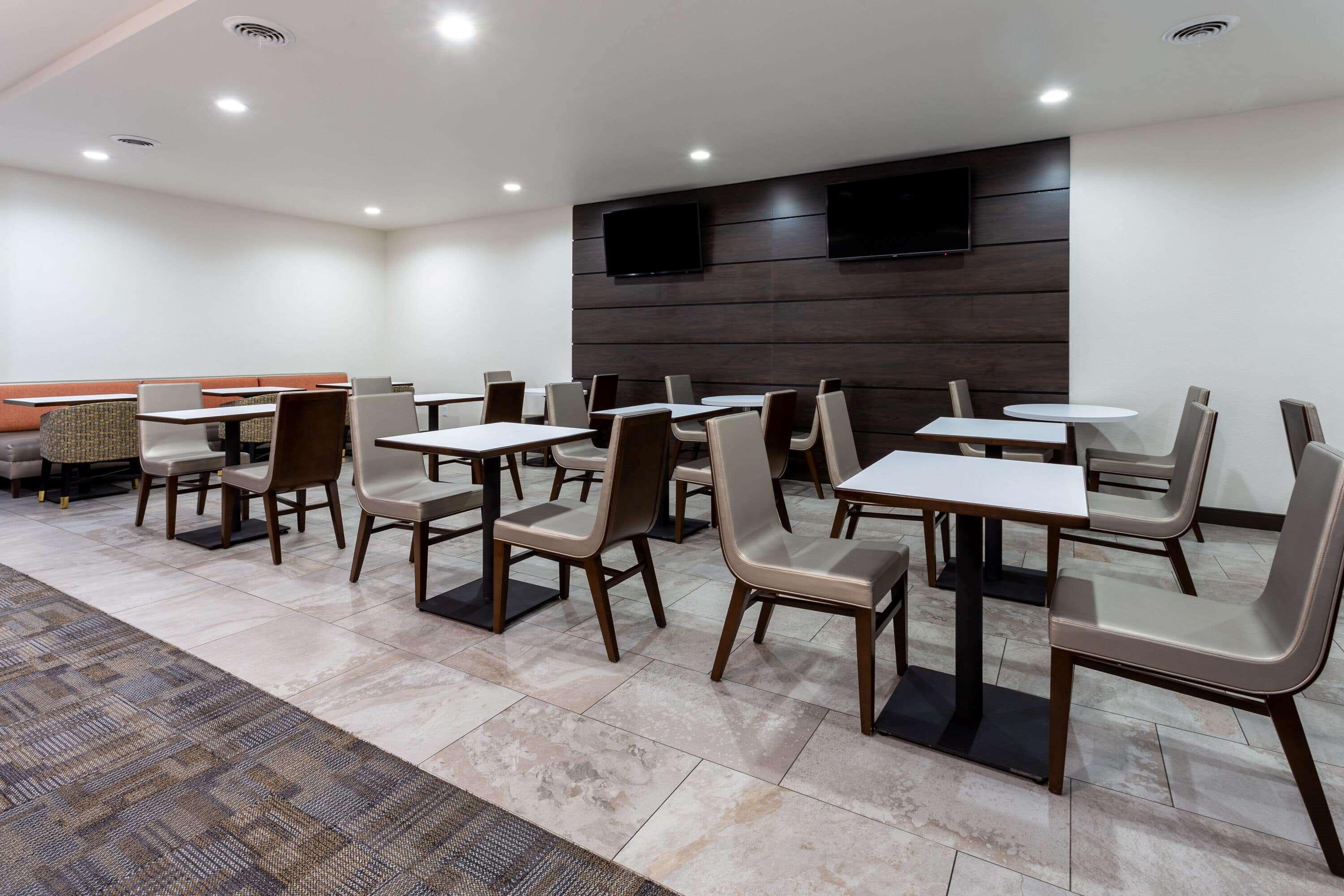 Wingate By Wyndham Wisconsin Dells Waterpark Hotel 2*