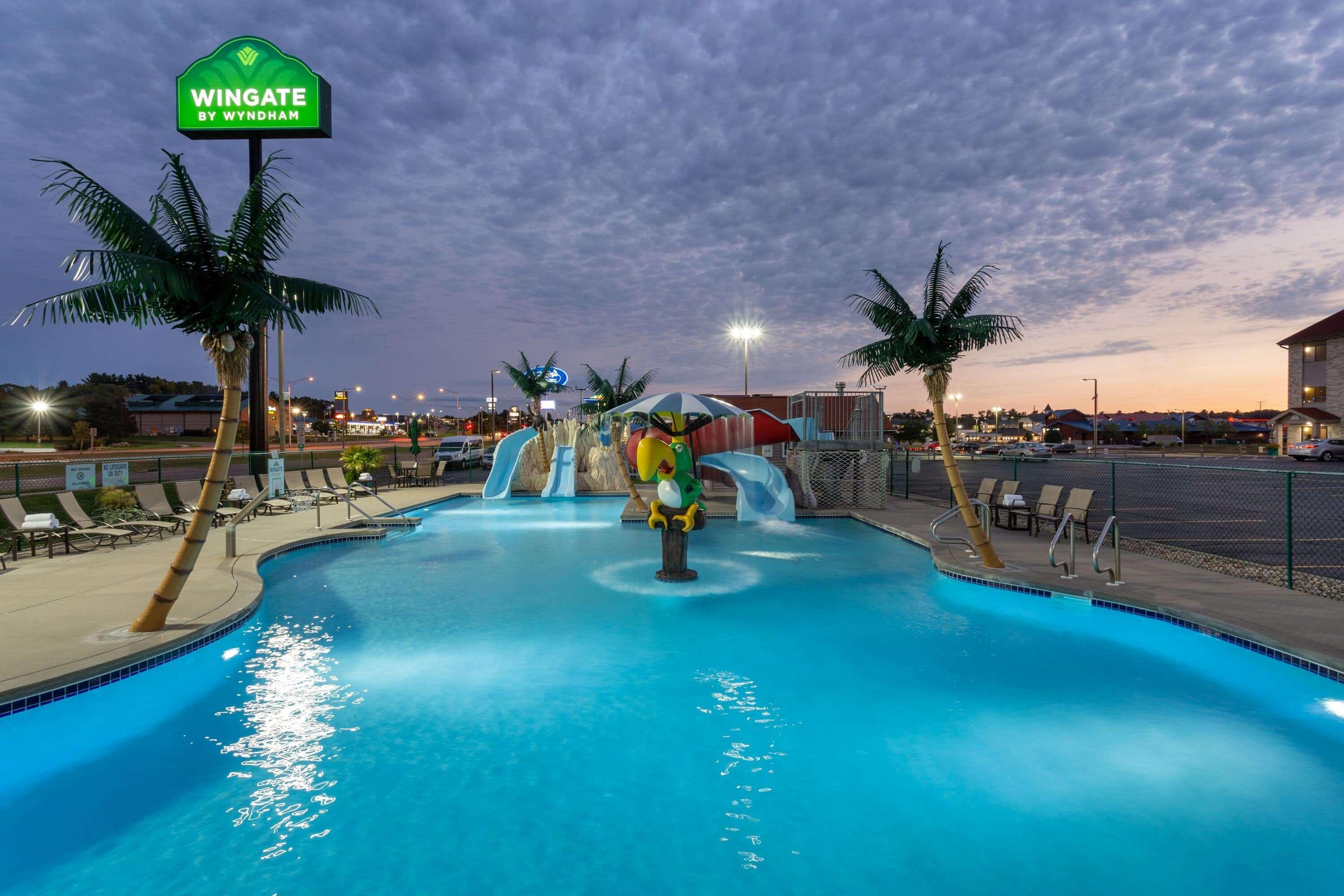 Hotel Wingate By Wyndham Wisconsin Dells Waterpark 2*