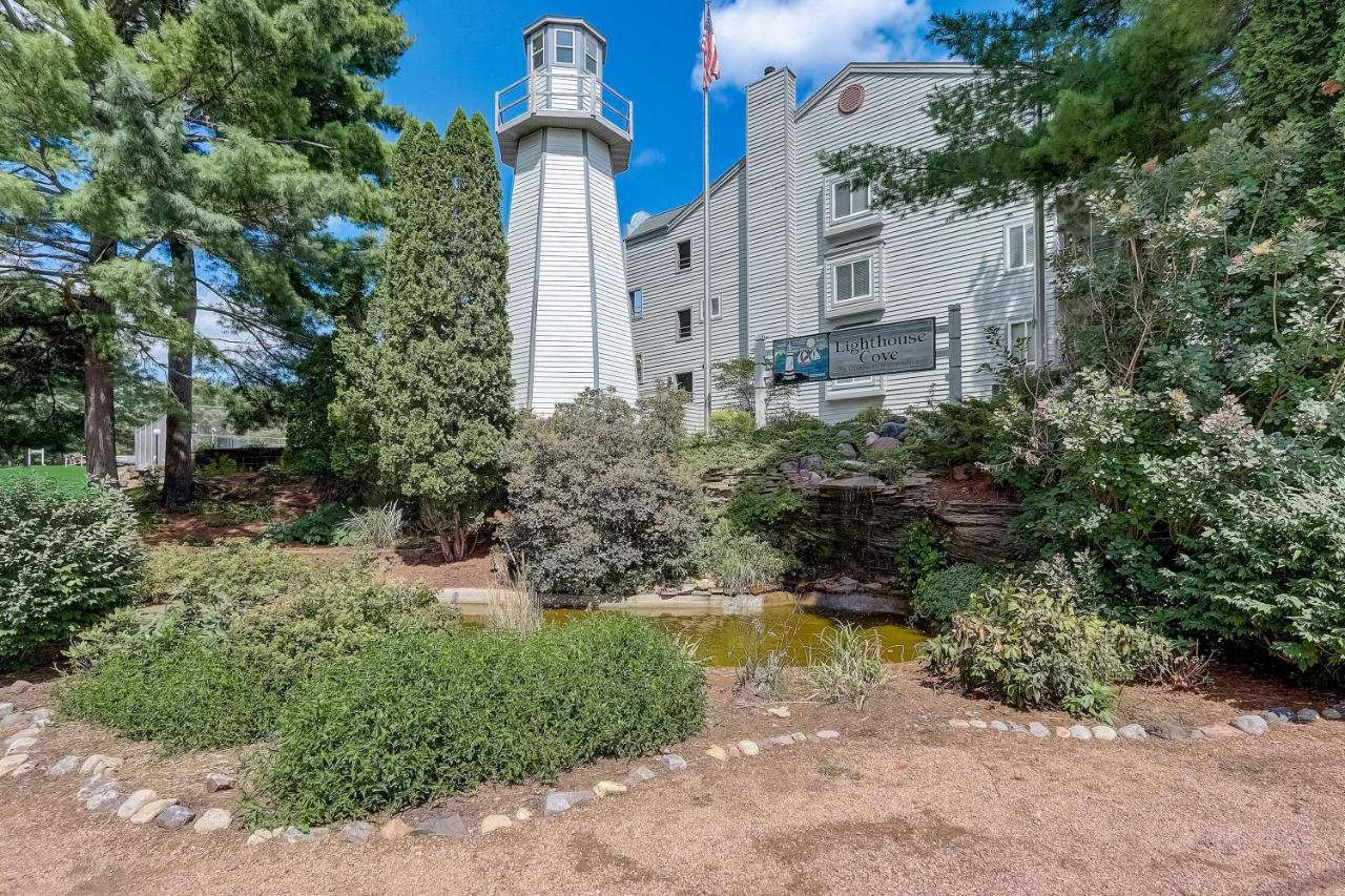 Wfc Lakefront Views Family Or Romance Wisconsin Dells