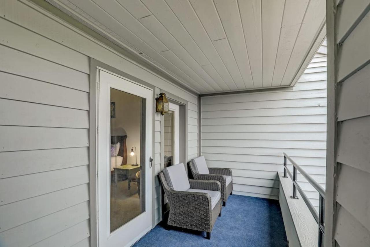 Escape - Amazing Views - Pools Holiday home Wisconsin Dells