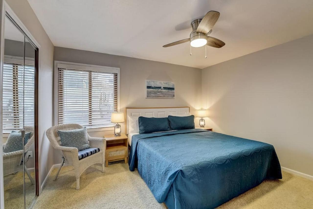 Lakefront Luxury For Families Or Couples Holiday home *