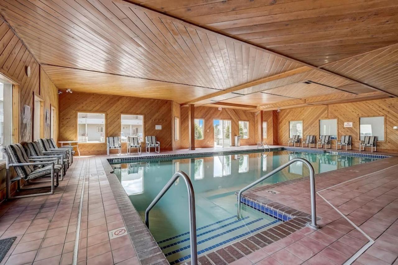 Lakefront Luxury For Families Or Couples * Wisconsin Dells