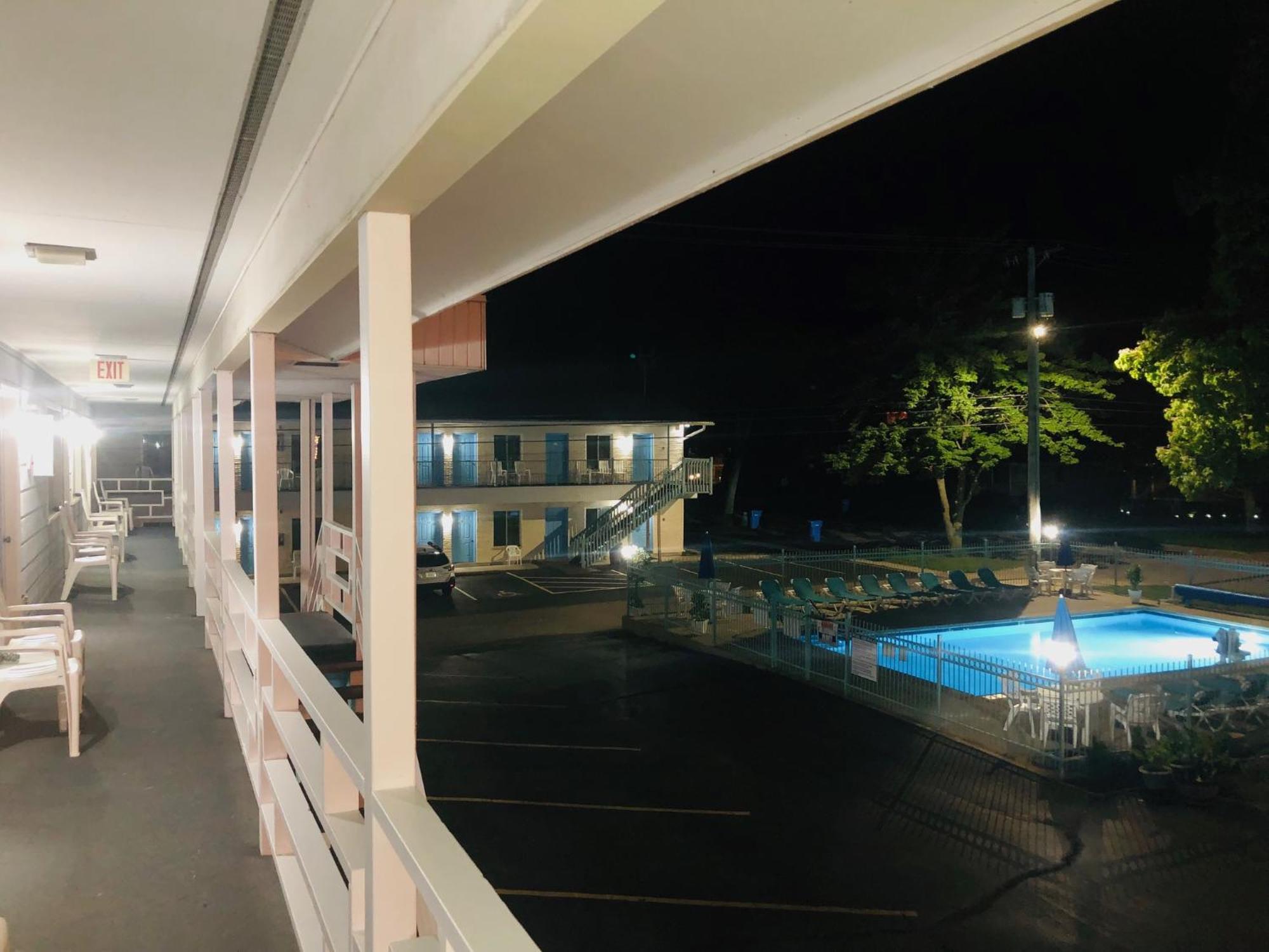 Starlite Motel