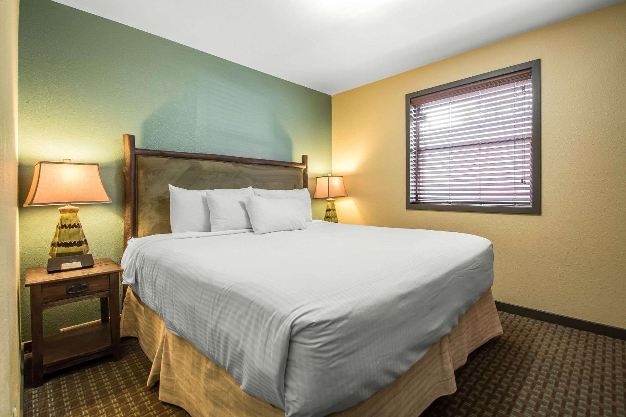 Bluegreen Vacations Christmas Mountain Village, An Ascend Lodge
