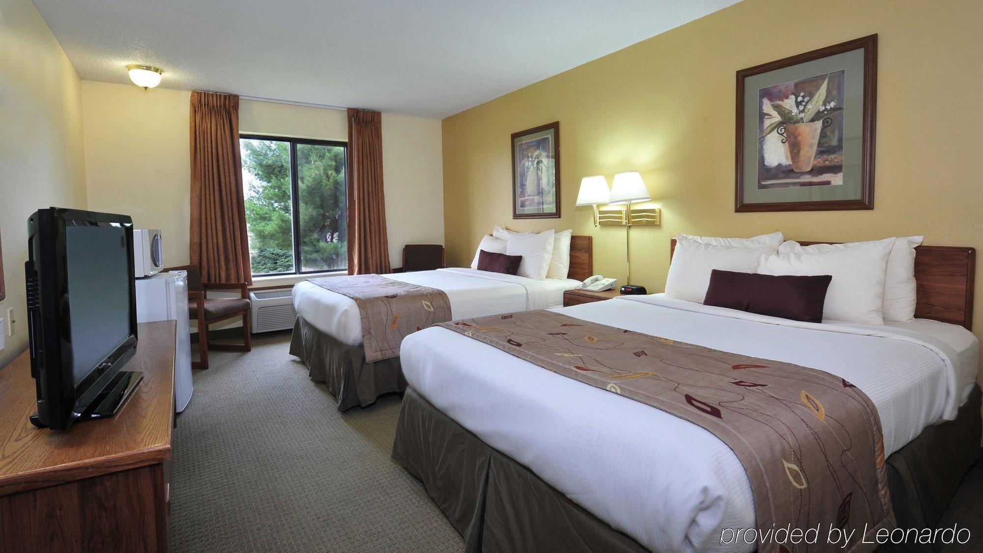 Ramada By Wyndham Wisconsin Dells I-90 Lake Delton