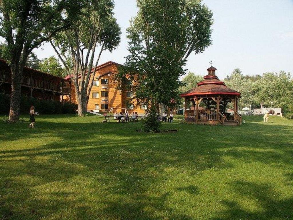 Meadowbrook Resort