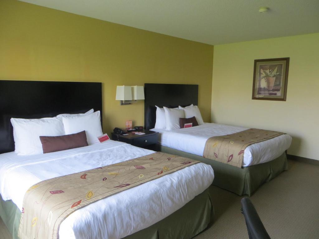 Ramada By Wyndham Wisconsin Dells I-90 Hotel Lake Delton