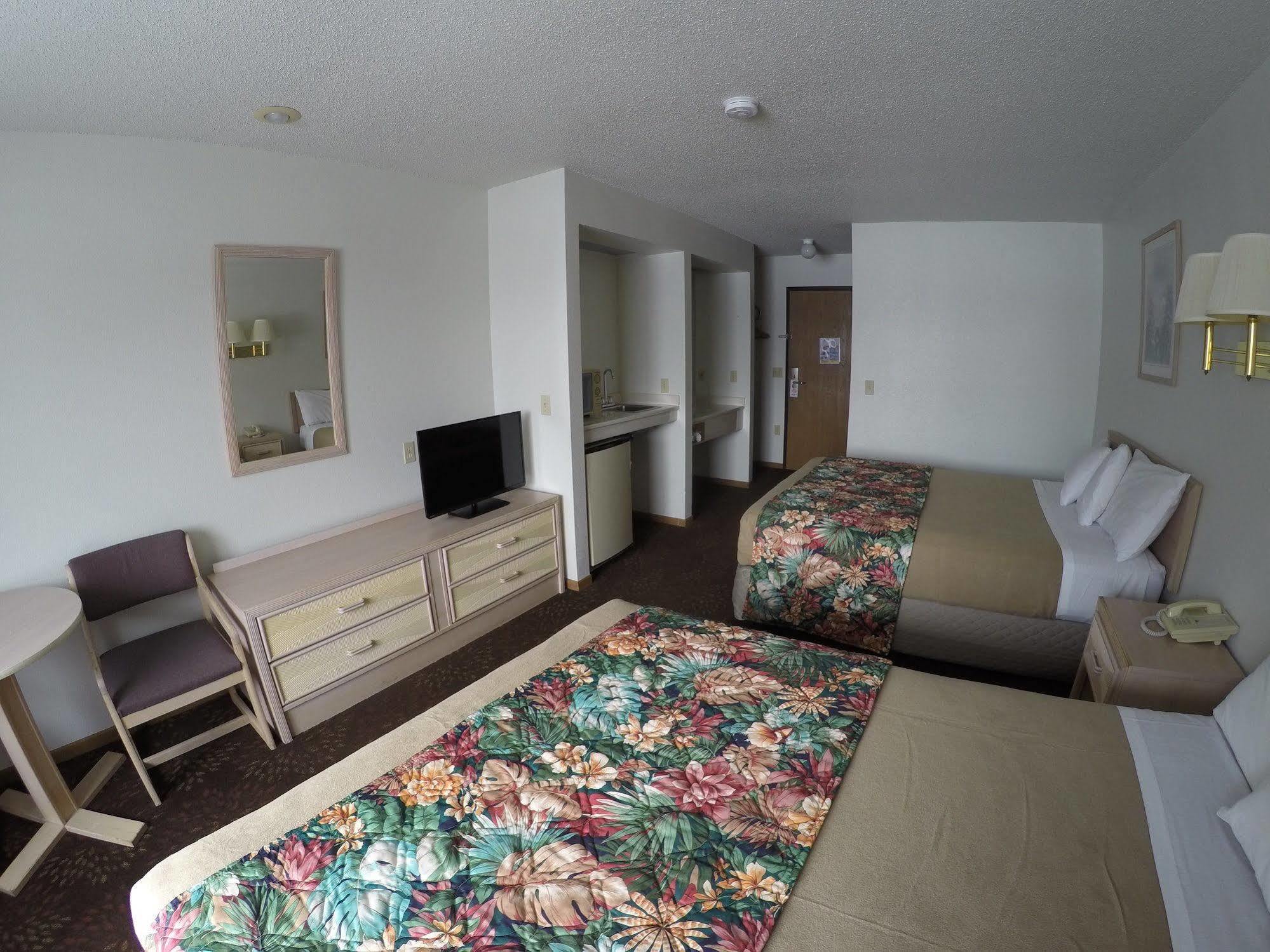Hotel Wingate By Wyndham Wisconsin Dells Waterpark Lake Delton