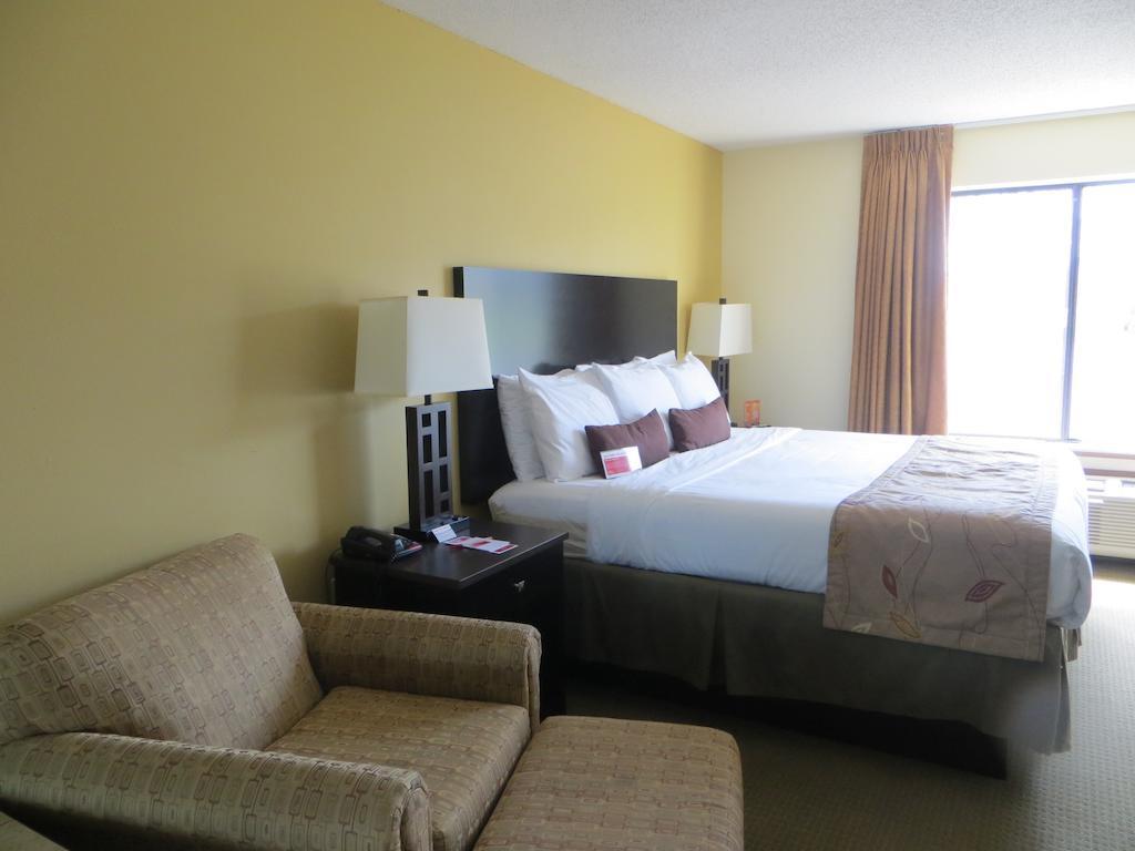 Ramada By Wyndham Wisconsin Dells I-90 3* Lake Delton