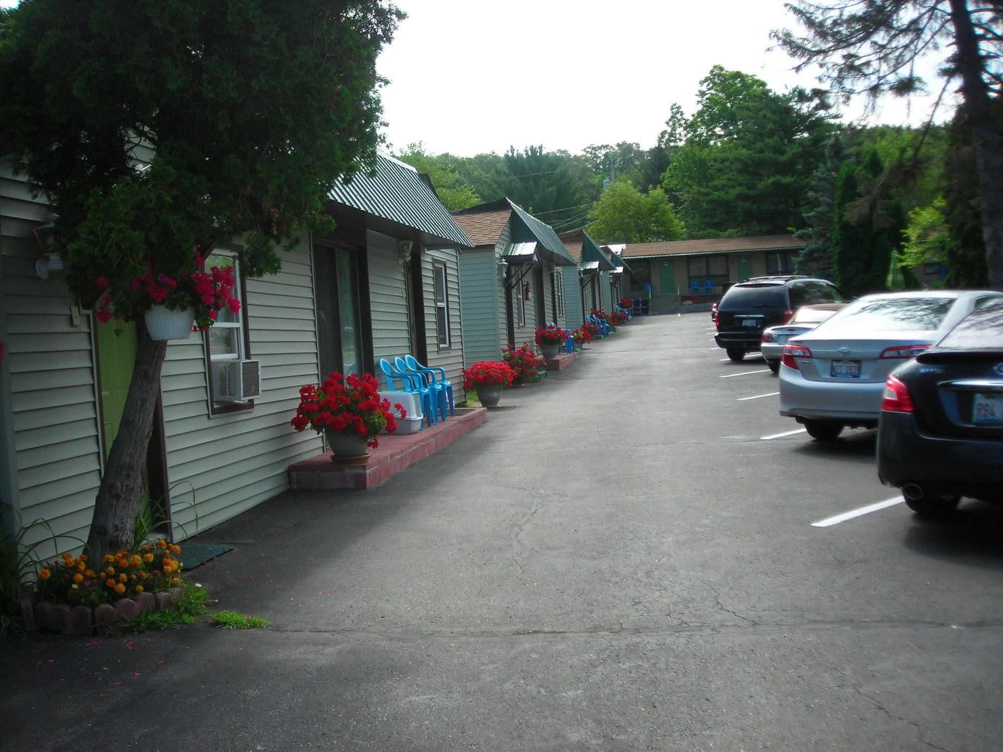 Motel Deer Trail Wisconsin Dells