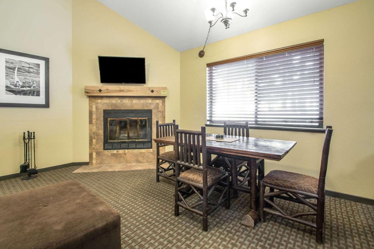 Bluegreen Vacations Christmas Mountain Village, An Ascend Lodge *