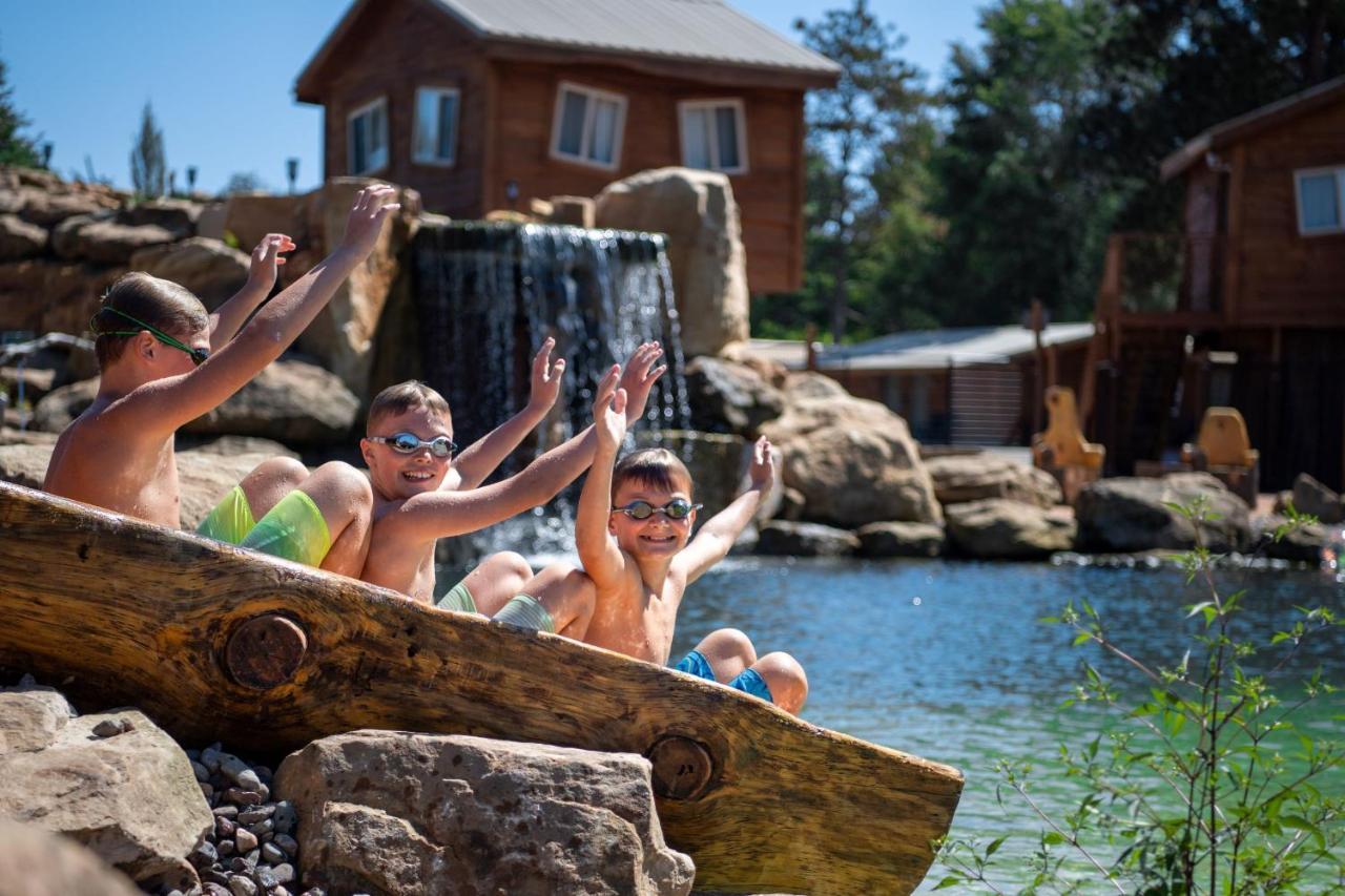 Natura Treescape Hotel