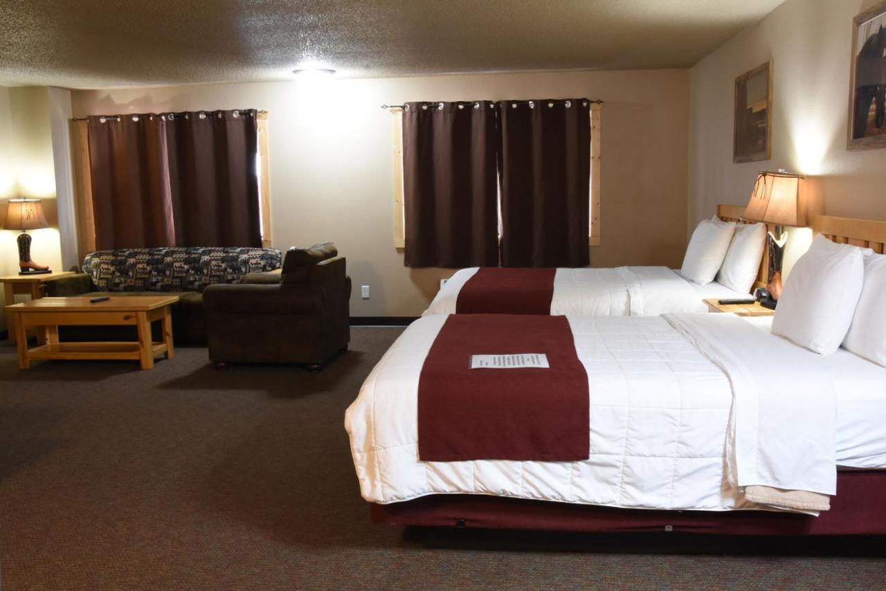 Woodside Dells & 2*