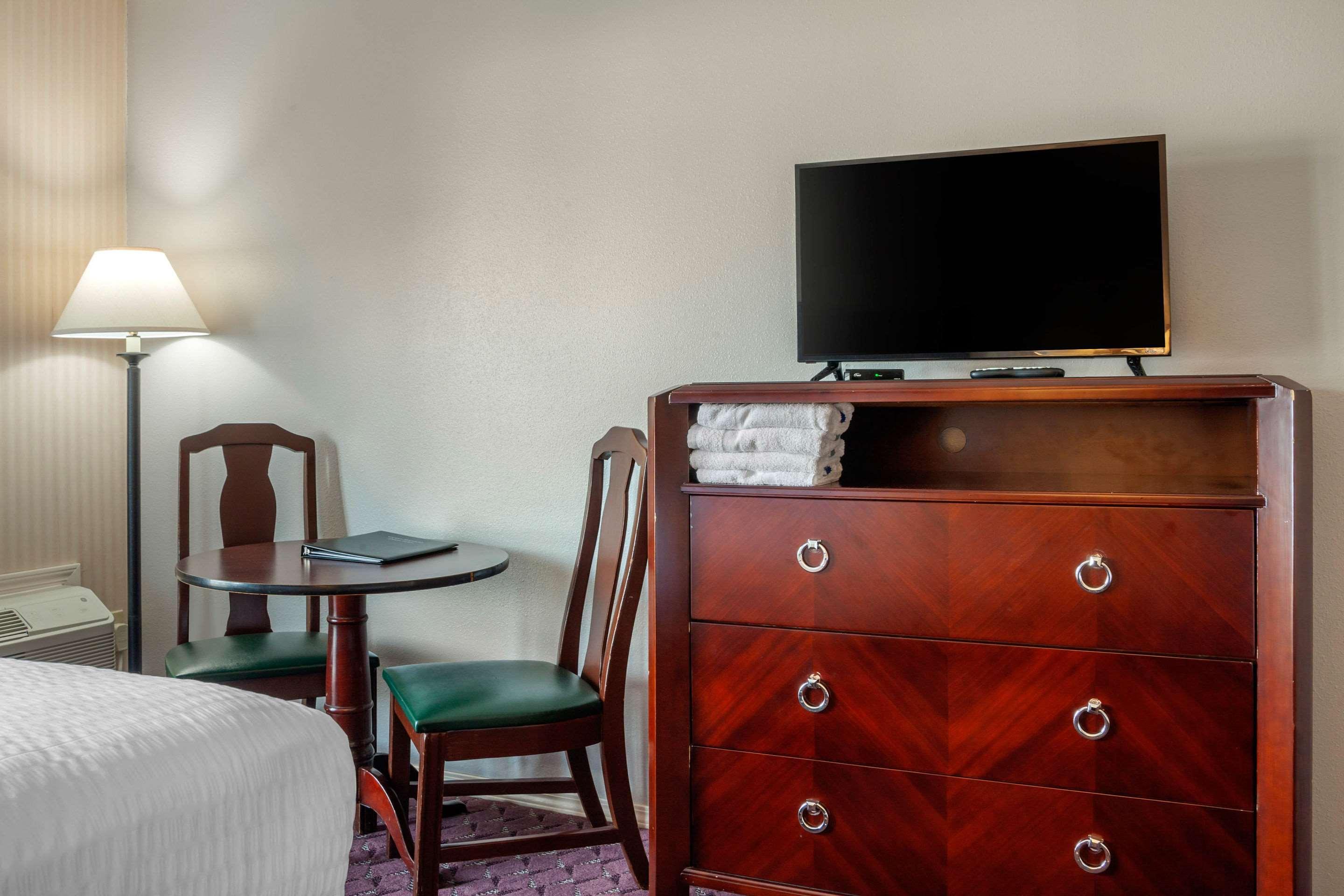 The Wisconsin & Conference Center Hotel Lake Delton