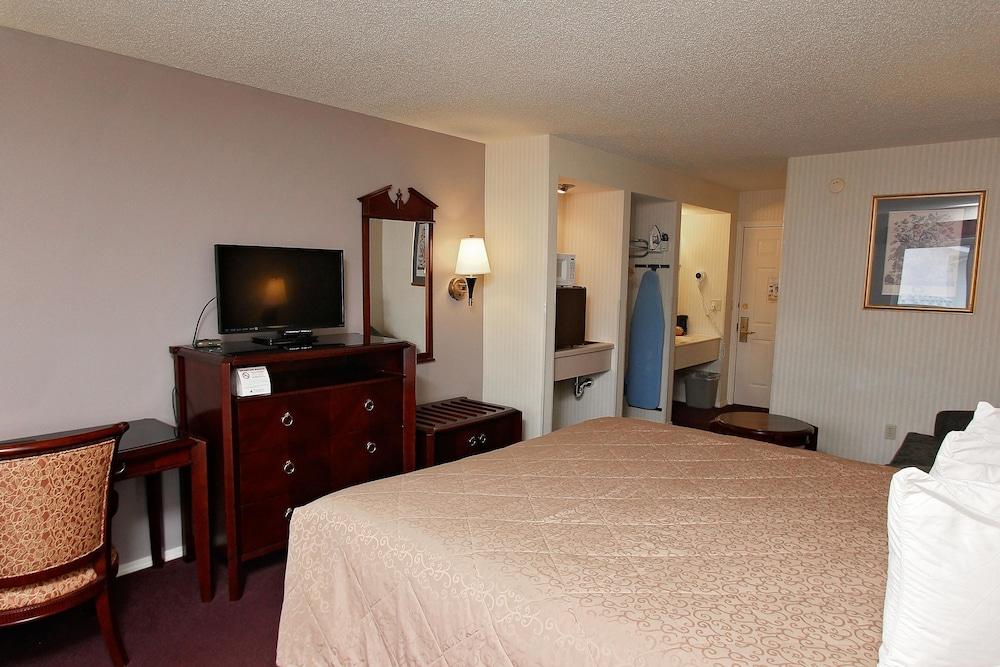 The Wisconsin & Conference Center Hotel Lake Delton