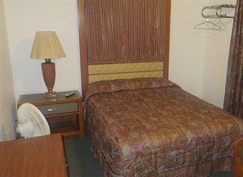 Motel Trails End