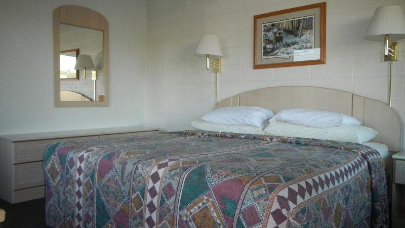 Indian Trail 2* Wisconsin Dells