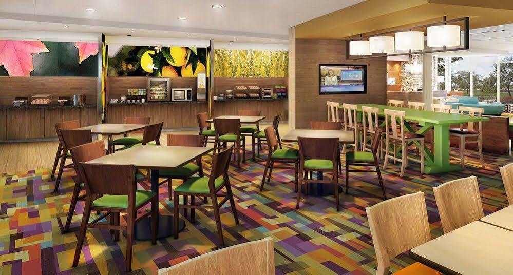 Fairfield & By Marriott Wisconsin Dells Hotel 3*